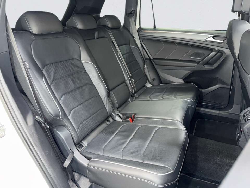 Volkswagen Tiguan Allspace - Imagem 12