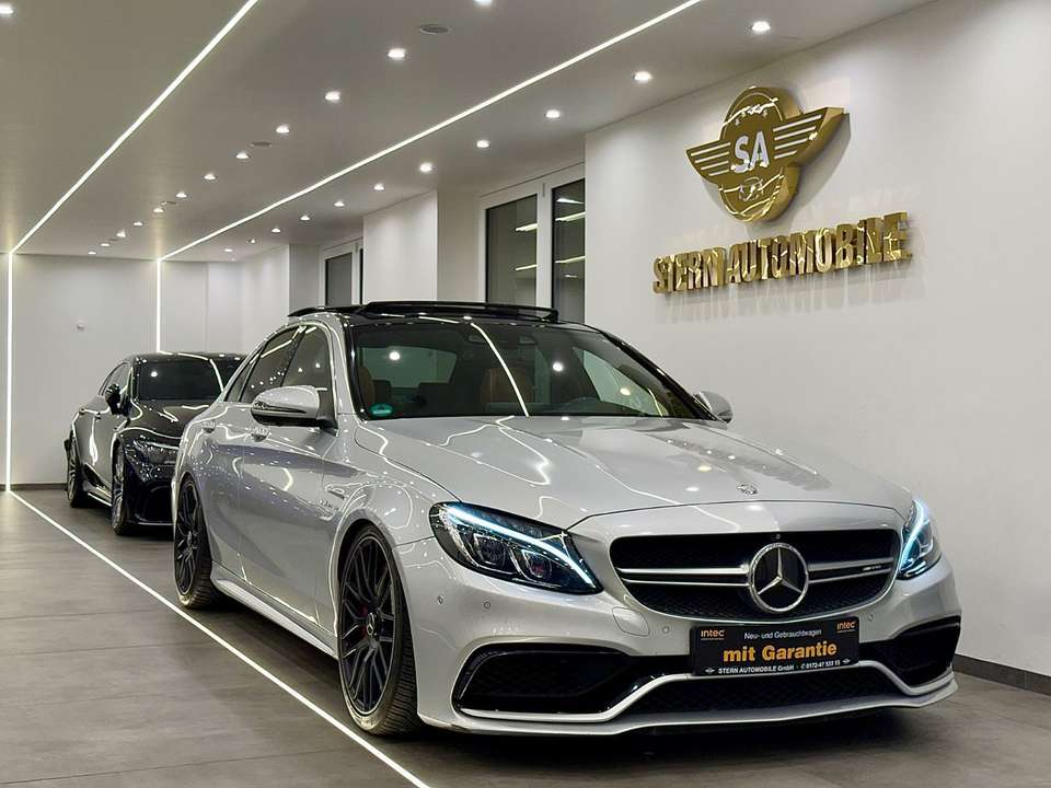 Mercedes-Benz C 63 AMG - Imagem 4