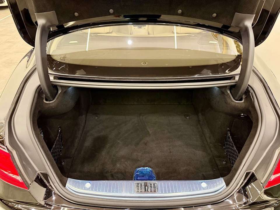 Mercedes-Benz S 500 - Imagem 19