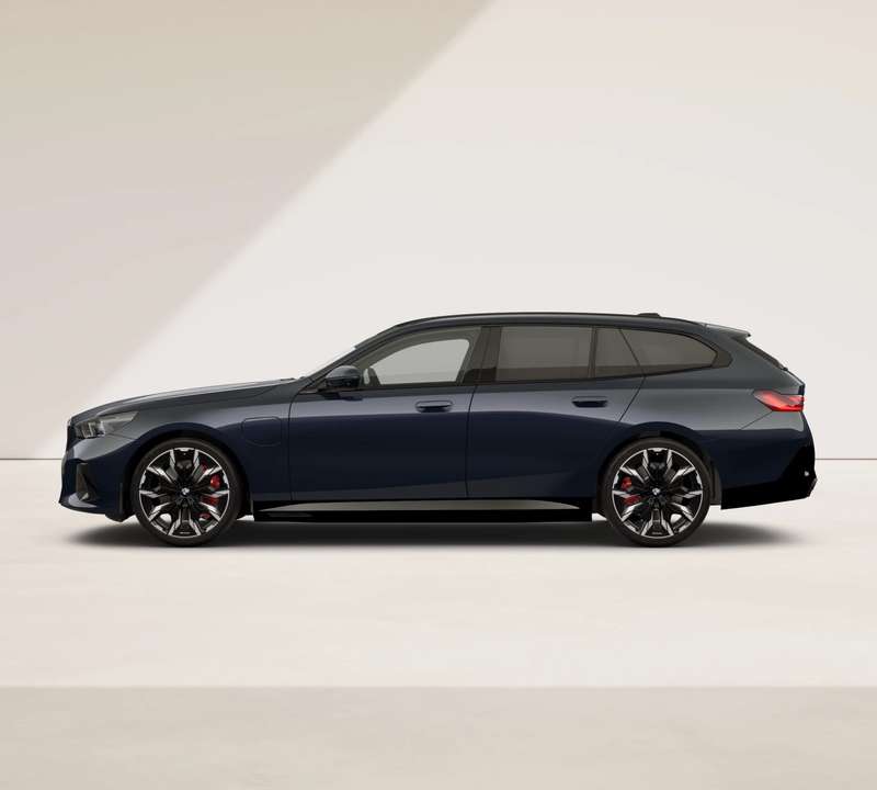 BMW 550 - Imagem 11