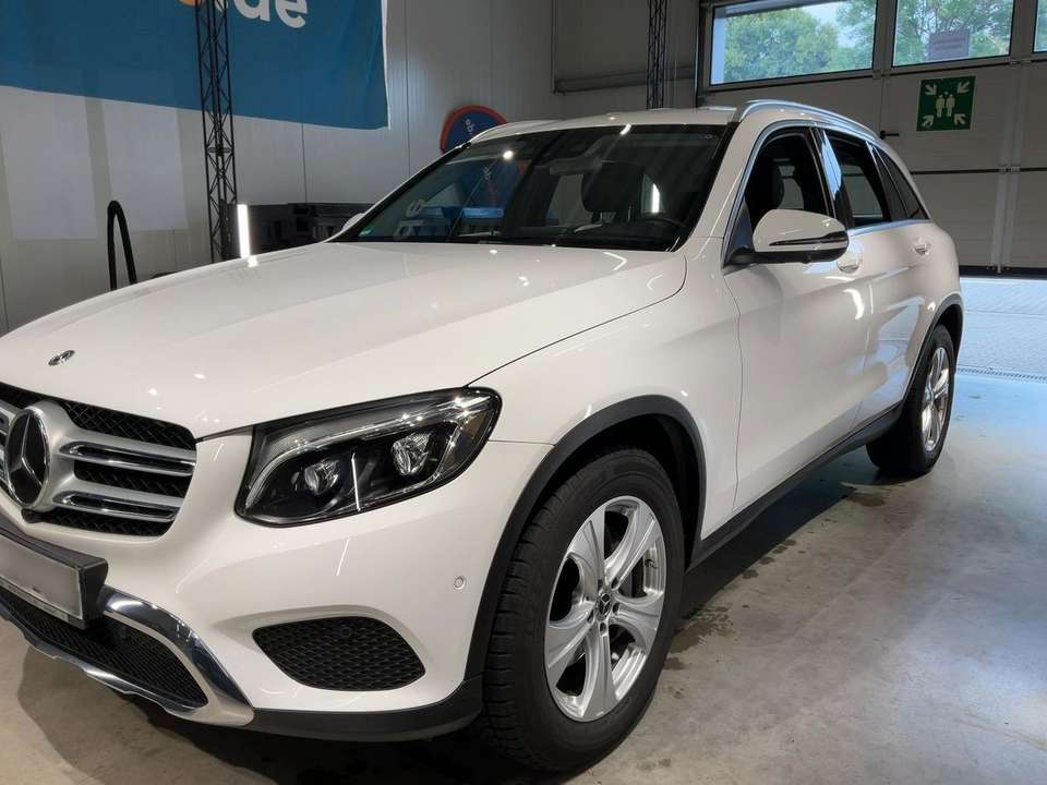 Mercedes-Benz GLC 250 - Imagem 1
