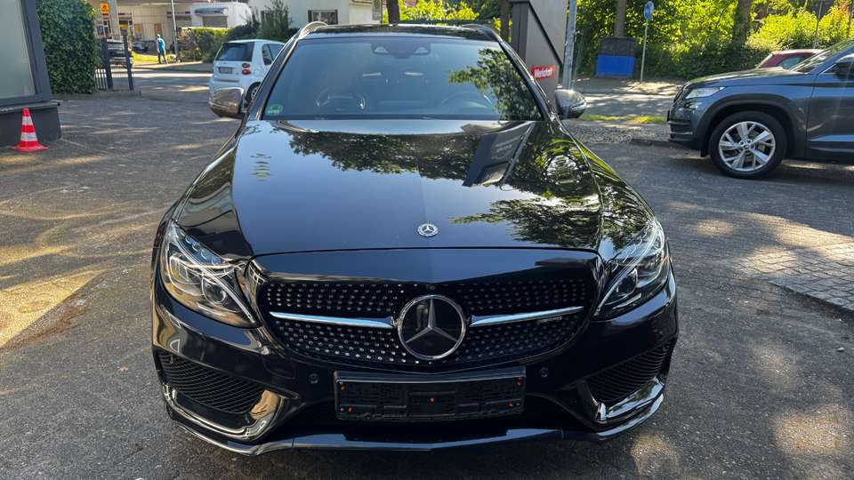 Mercedes-Benz C 43 AMG - Imagem 3