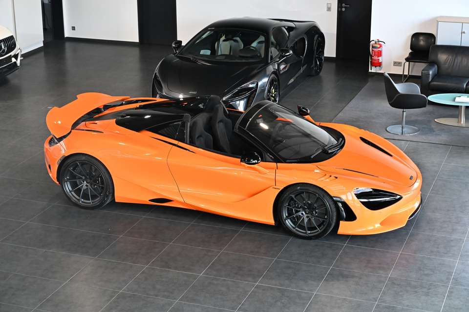 McLaren 750S - Imagem 1