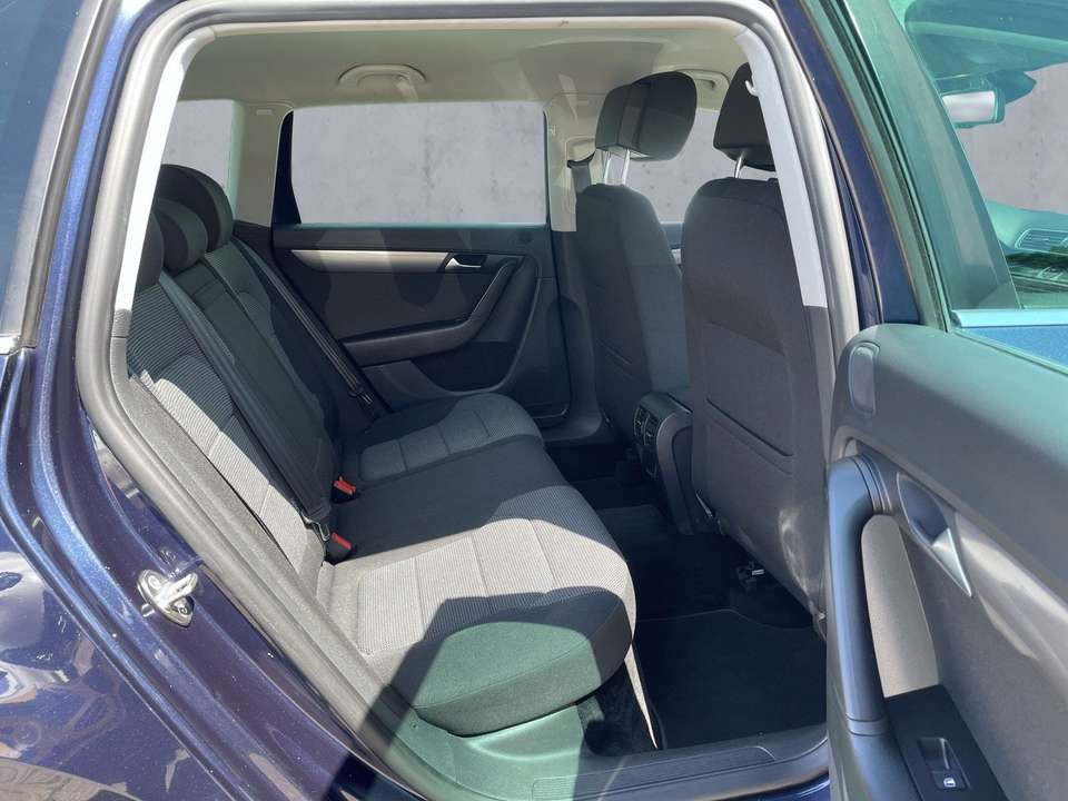 Volkswagen Passat Variant - Imagem 15