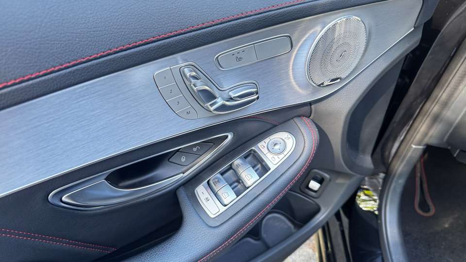 Mercedes-Benz C 43 AMG - Imagem 11