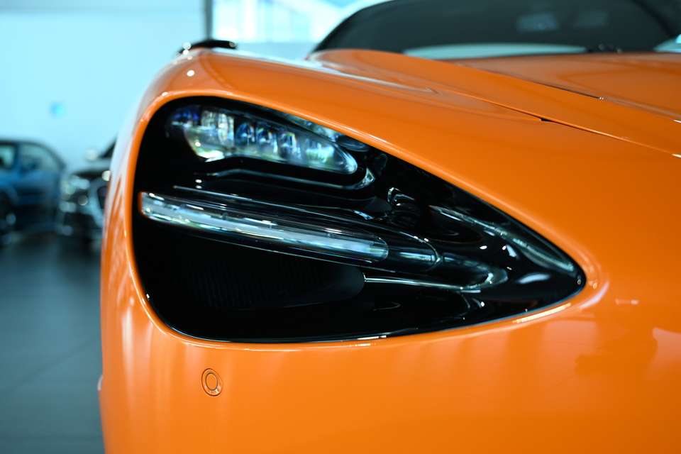 McLaren 750S - Imagem 9
