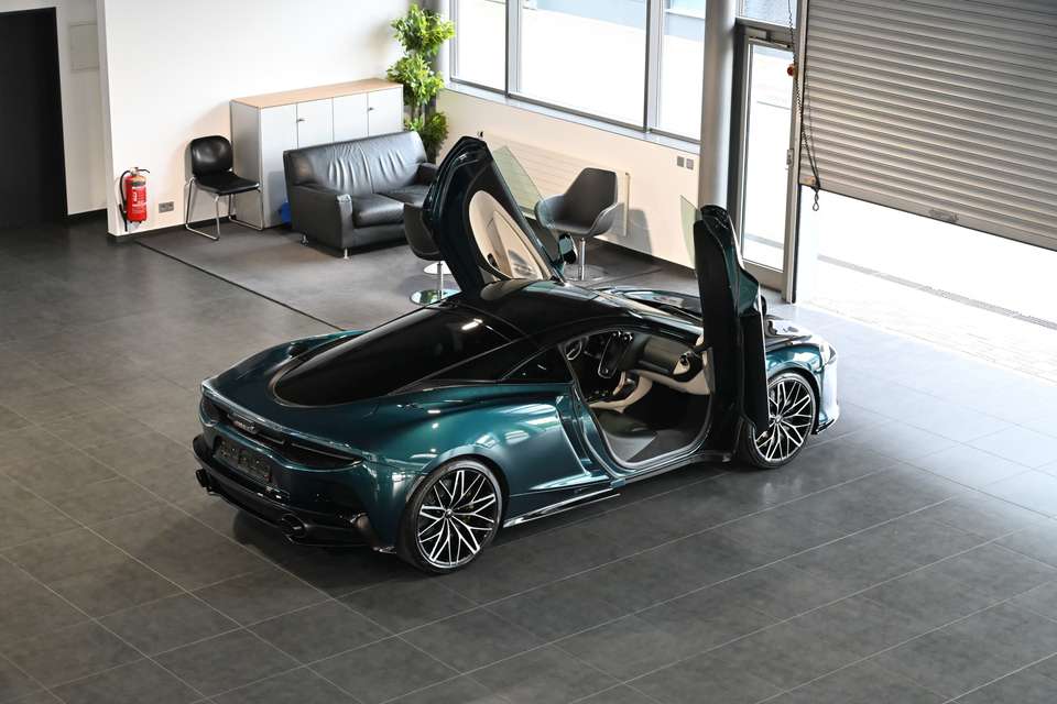 McLaren GT - Imagem 14
