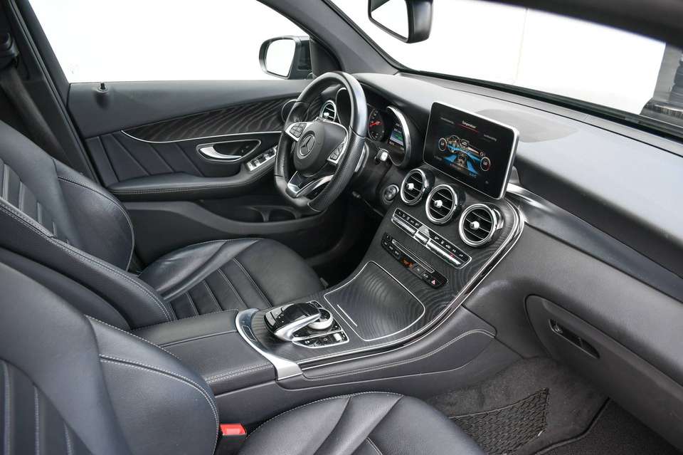 Mercedes-Benz GLC 350 - Imagem 14
