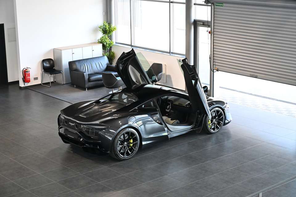 McLaren Artura - Imagem 15