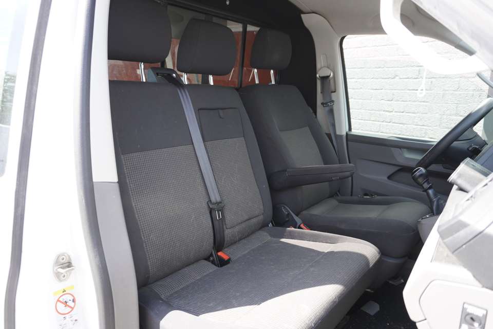 Volkswagen T6.1 Transporter - Imagem 5