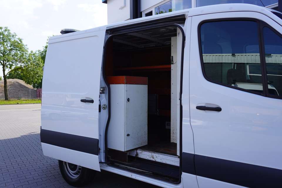 Mercedes-Benz Sprinter - Imagem 9