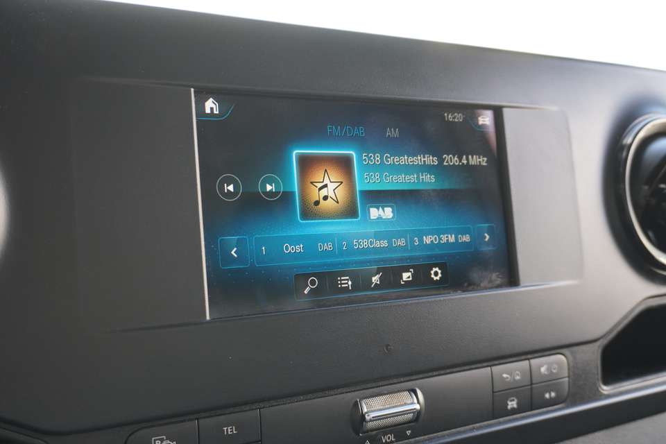 Mercedes-Benz Sprinter - Imagem 11