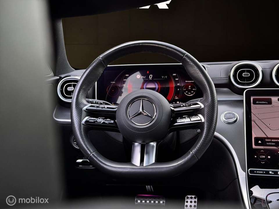Mercedes-Benz C 300 - Imagem 13