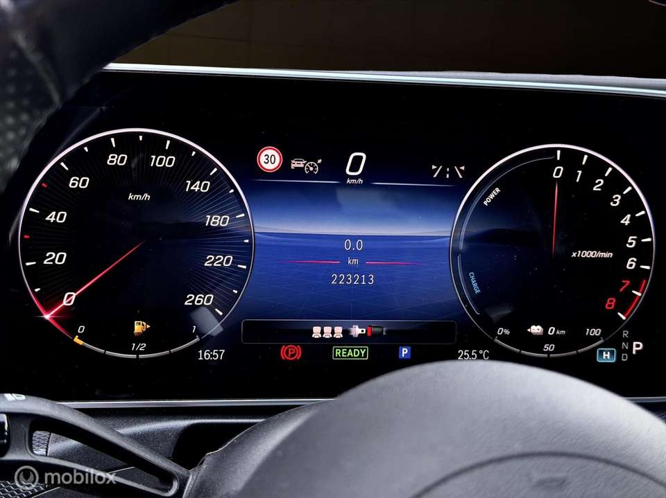 Mercedes-Benz C 300 - Imagem 14