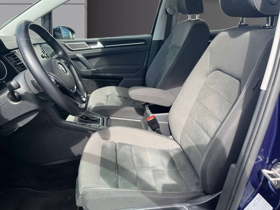 Volkswagen Golf Sportsvan - Imagem 8
