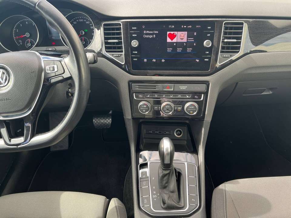 Volkswagen Golf Sportsvan - Imagem 11