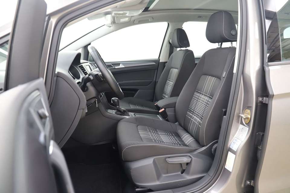 Volkswagen Golf Sportsvan - Imagem 10