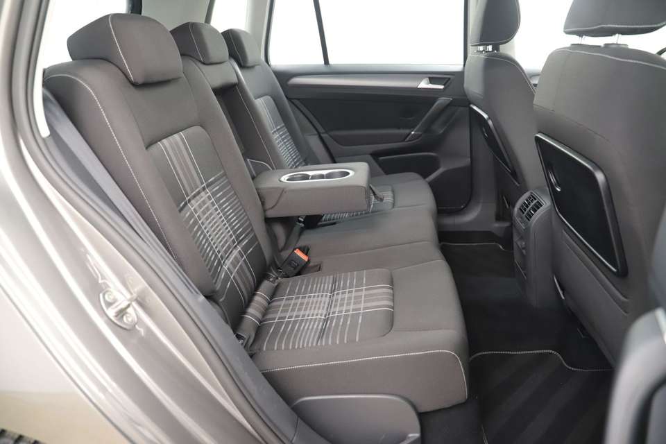 Volkswagen Golf Sportsvan - Imagem 12