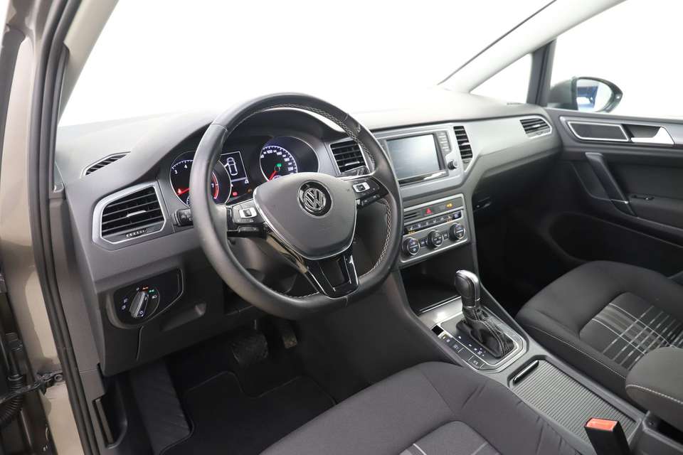 Volkswagen Golf Sportsvan - Imagem 13