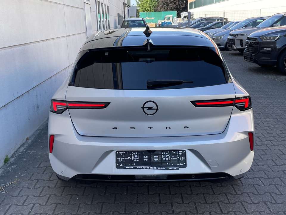 Opel Astra - Imagem 8