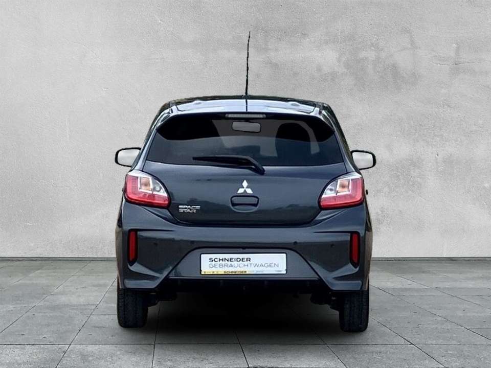 Mitsubishi Space Star - Imagem 4