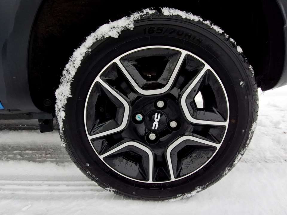 Dacia Spring - Imagem 12