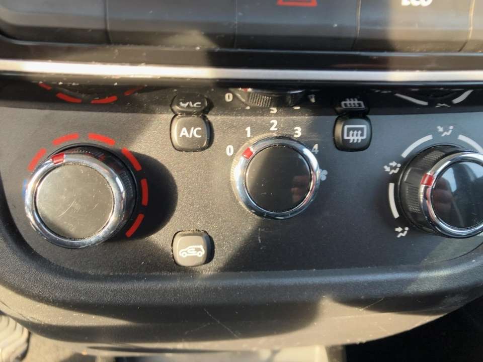 Dacia Spring - Imagem 15