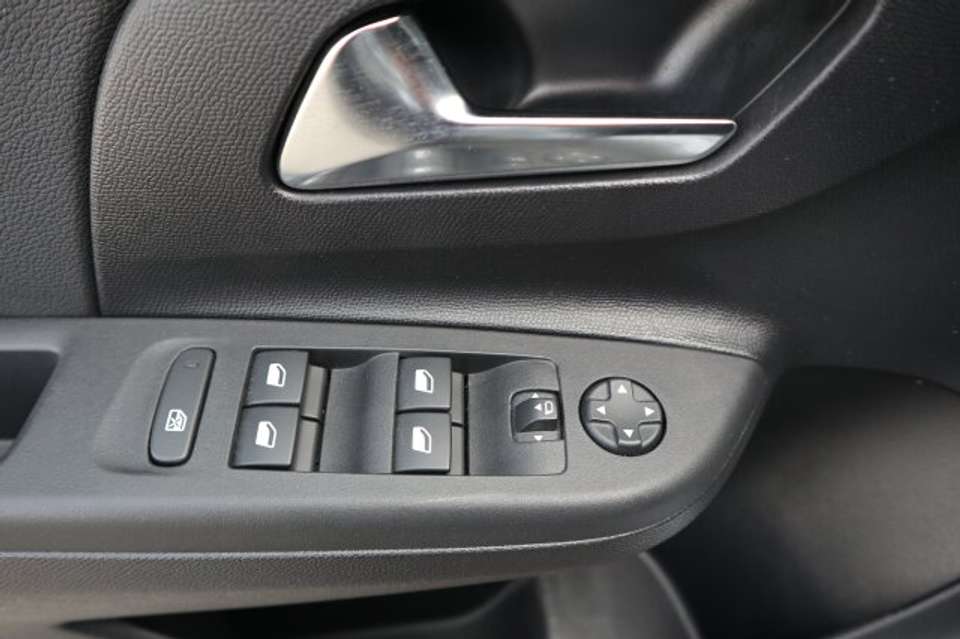 Opel Corsa - Imagem 9