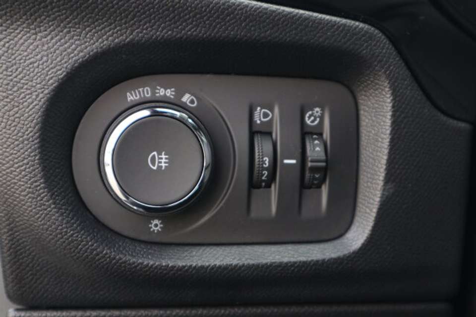 Opel Corsa - Imagem 10