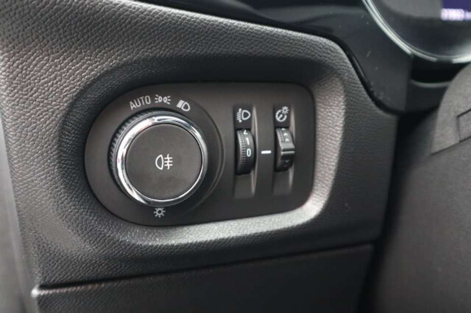 Opel Corsa - Imagem 10