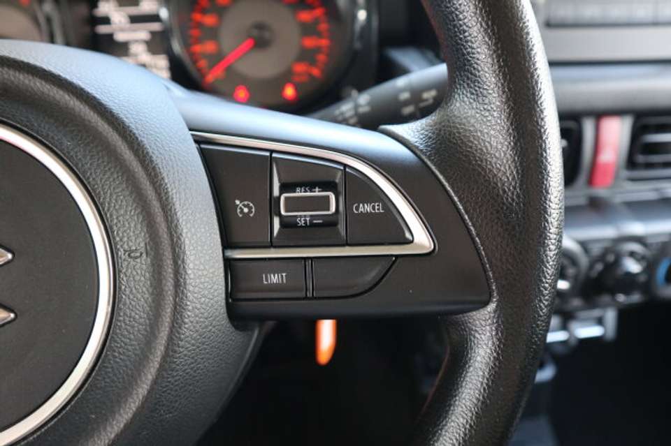 Suzuki Jimny - Imagem 13
