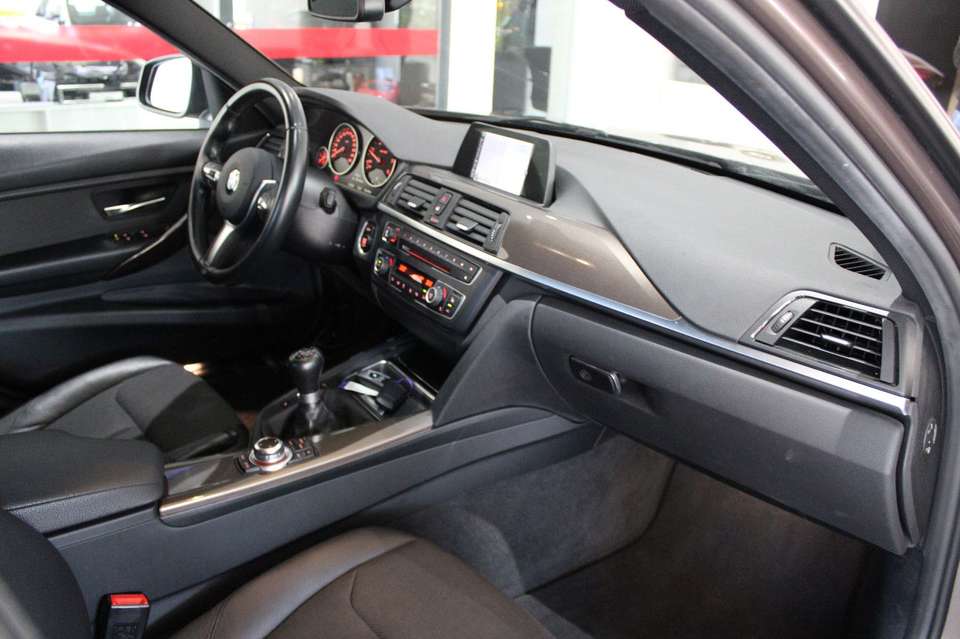 BMW 318 - Imagem 5