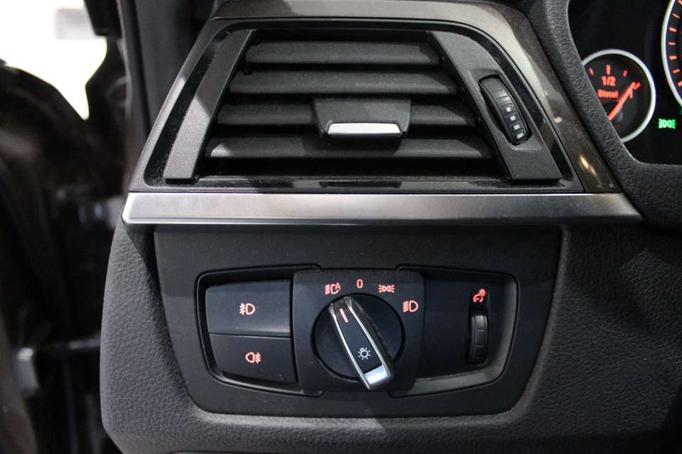 BMW 318 - Imagem 10