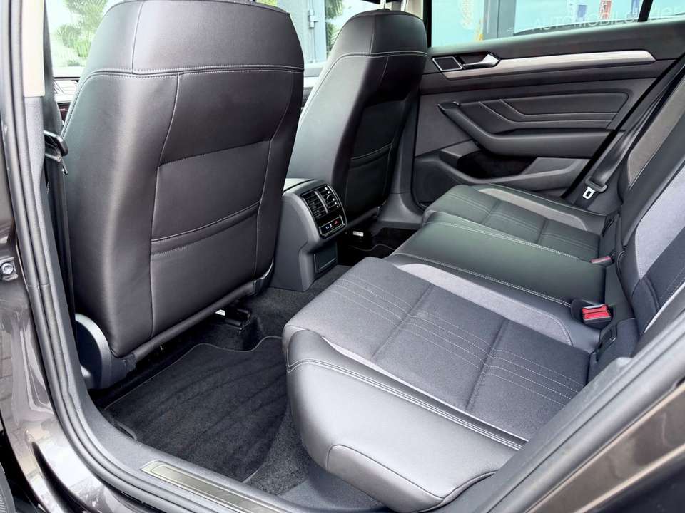 Volkswagen Passat - Imagem 14