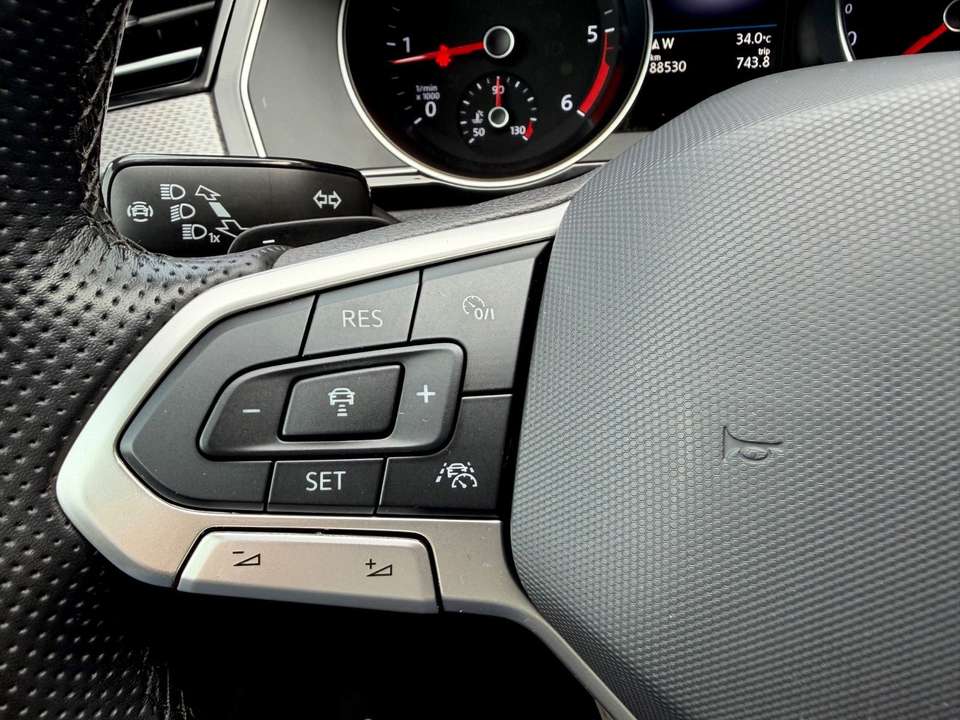 Volkswagen Passat - Imagem 15