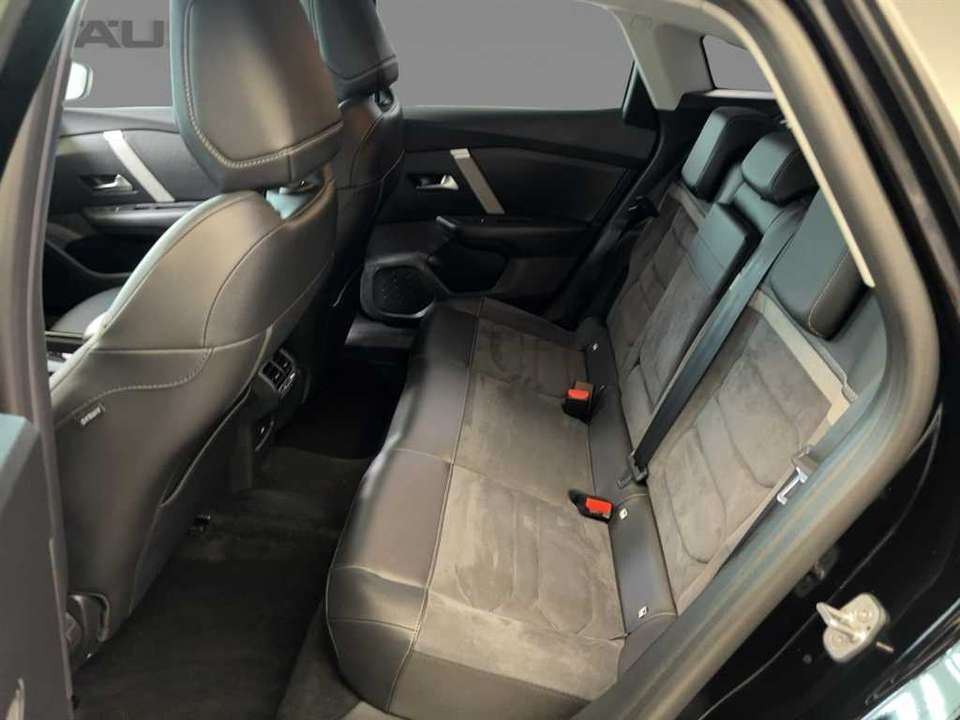 Car picture 9