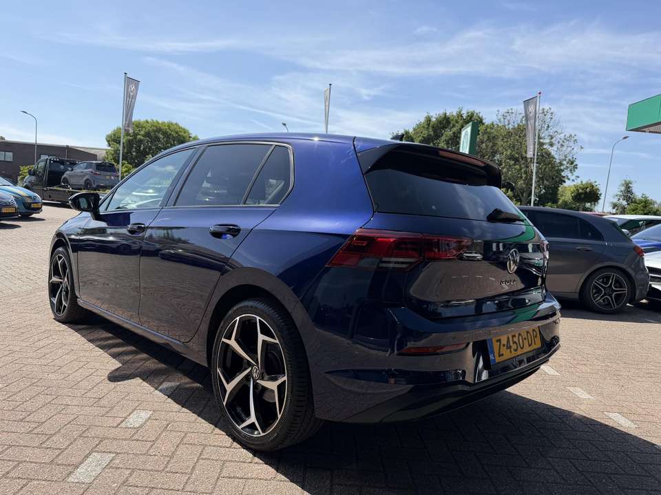Volkswagen Golf - Imagem 2