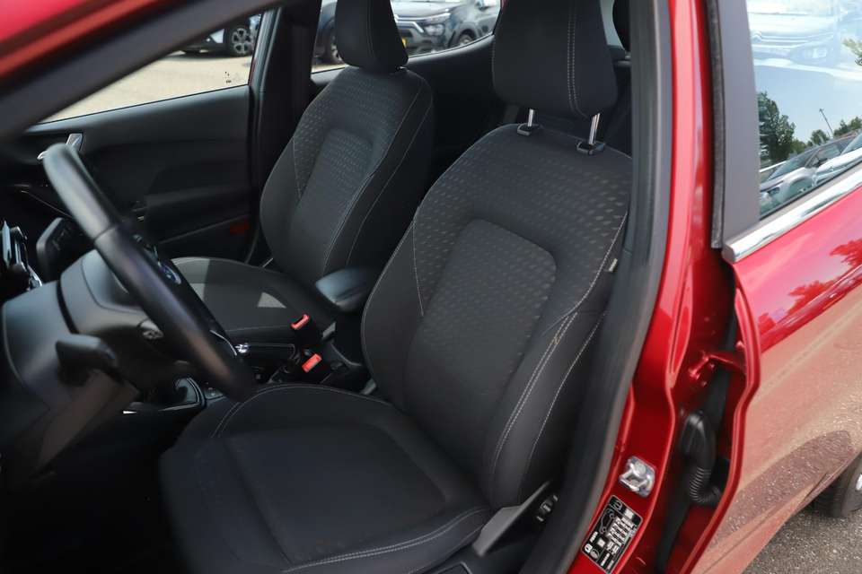 Ford Fiesta - Imagem 6