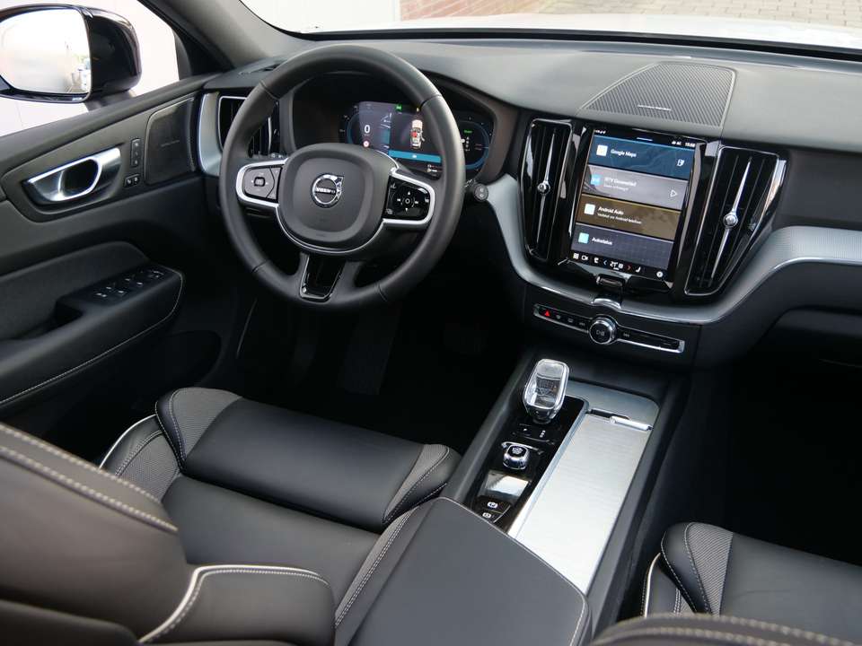 Volvo XC60 - Imagem 2