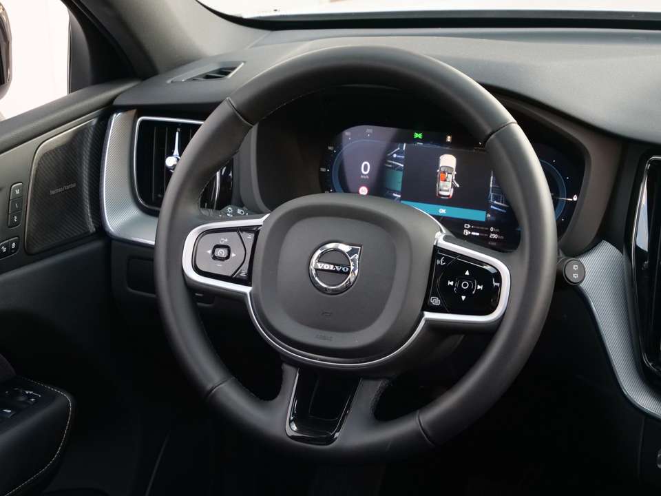 Volvo XC60 - Imagem 8