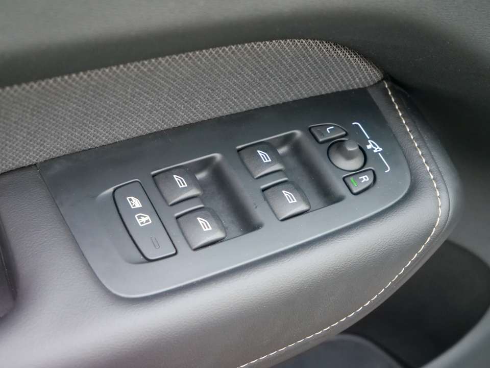 Volvo XC60 - Imagem 12