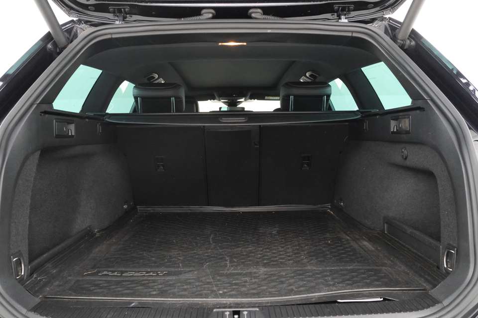 Volkswagen Passat Variant - Imagem 15