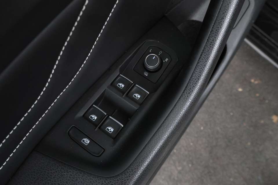 Volkswagen Passat Variant - Imagem 17