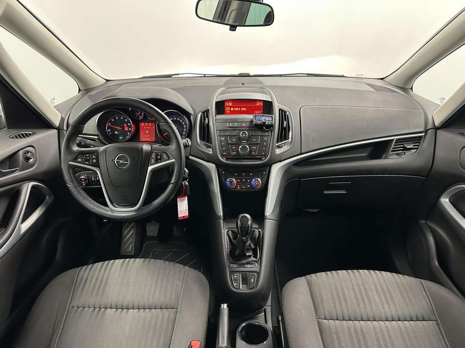 Opel Zafira Tourer - Imagem 3