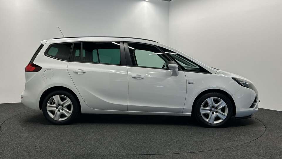 Opel Zafira Tourer - Imagem 9