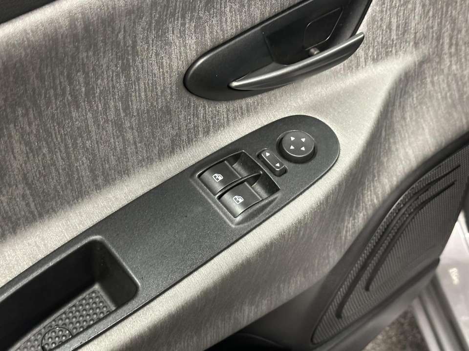 Lancia Ypsilon - Imagem 15