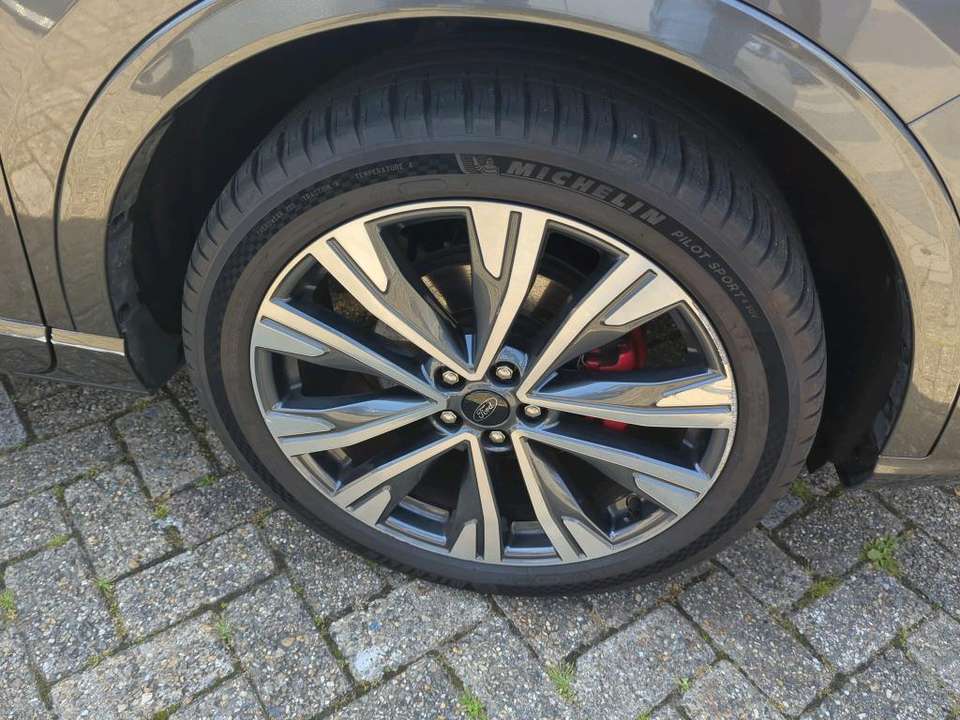 Ford Kuga - Imagem 13