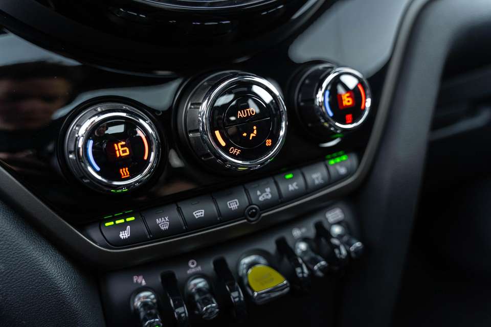MINI Cooper SE Countryman - Imagem 5