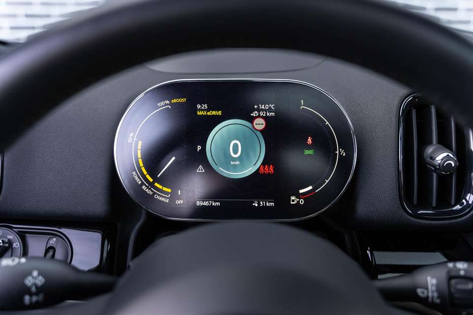 MINI Cooper SE Countryman - Imagem 14