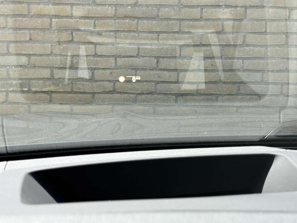 BMW iX3 - Imagem 8